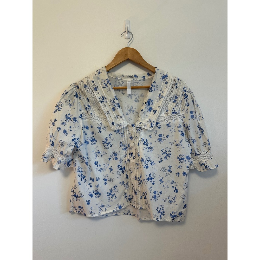 Avantlook Blue Floral Cotton Lace Trim Pintuck Puff Sleeve Blouse | Size Medium